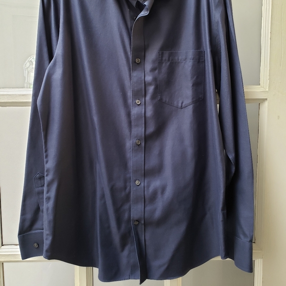 Banana Republic Navy Dress Shirt - Picture 2 of 3